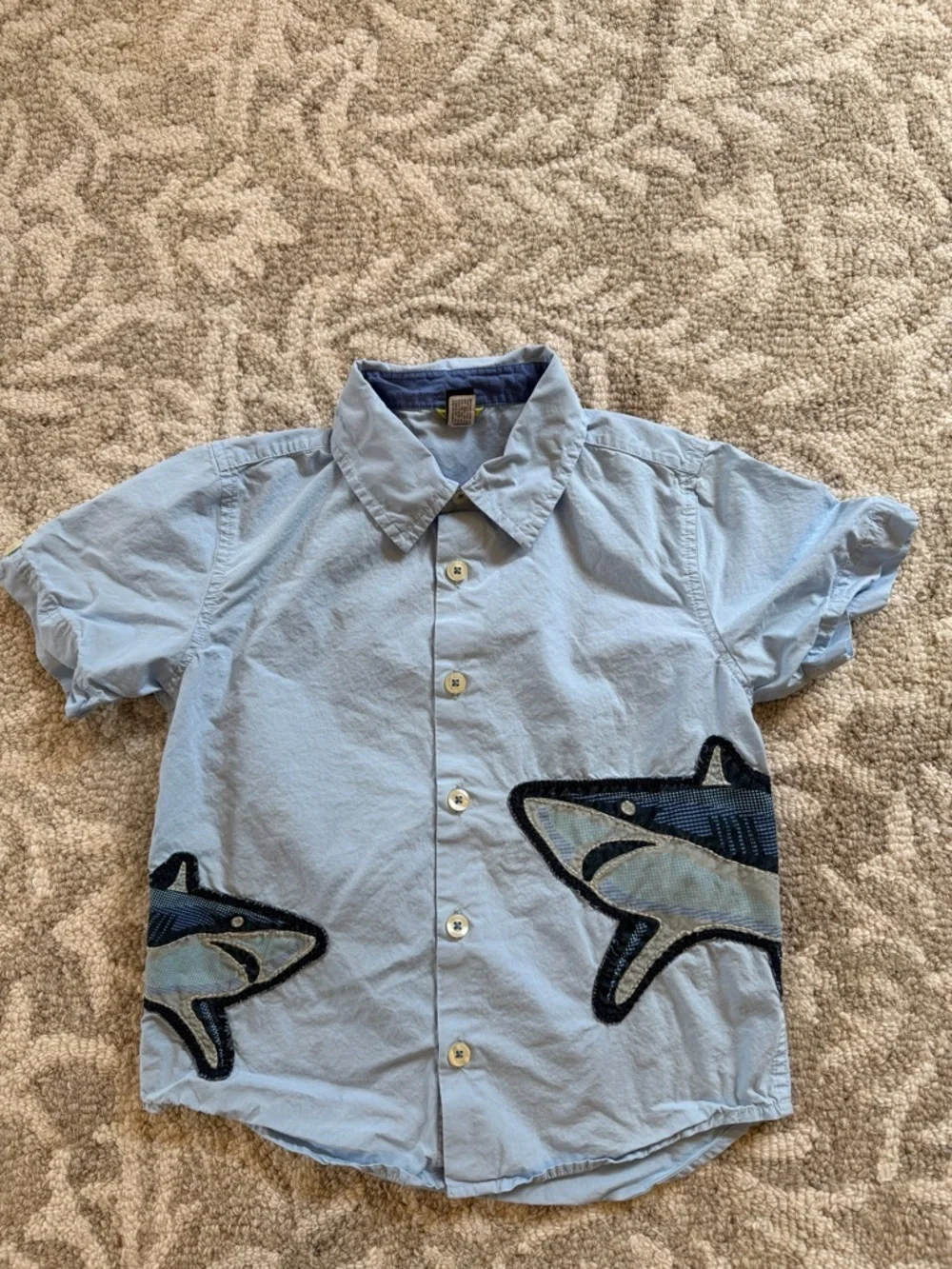 Gap Boys’ Light Blue Short Sleeve Button-Up Shirt with Shark Appliqués 🦈